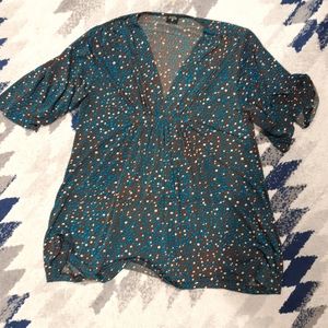 Olian maternity blouse size small